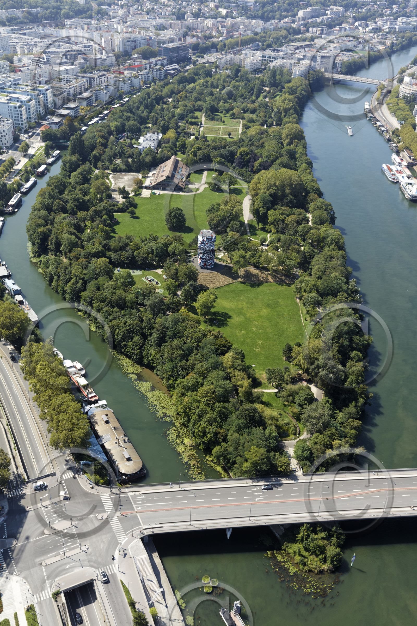 Le département des Hauts-de-Seine (Région Ile-de-France) en vues aériennes obliques