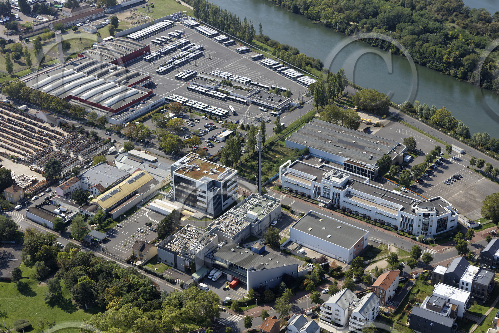 Le département des Hauts-de-Seine (Région Ile-de-France) en vues aériennes obliques