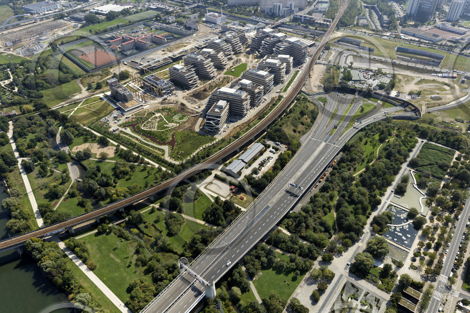 Le département des Hauts-de-Seine (Région Ile-de-France) en vues aériennes obliques