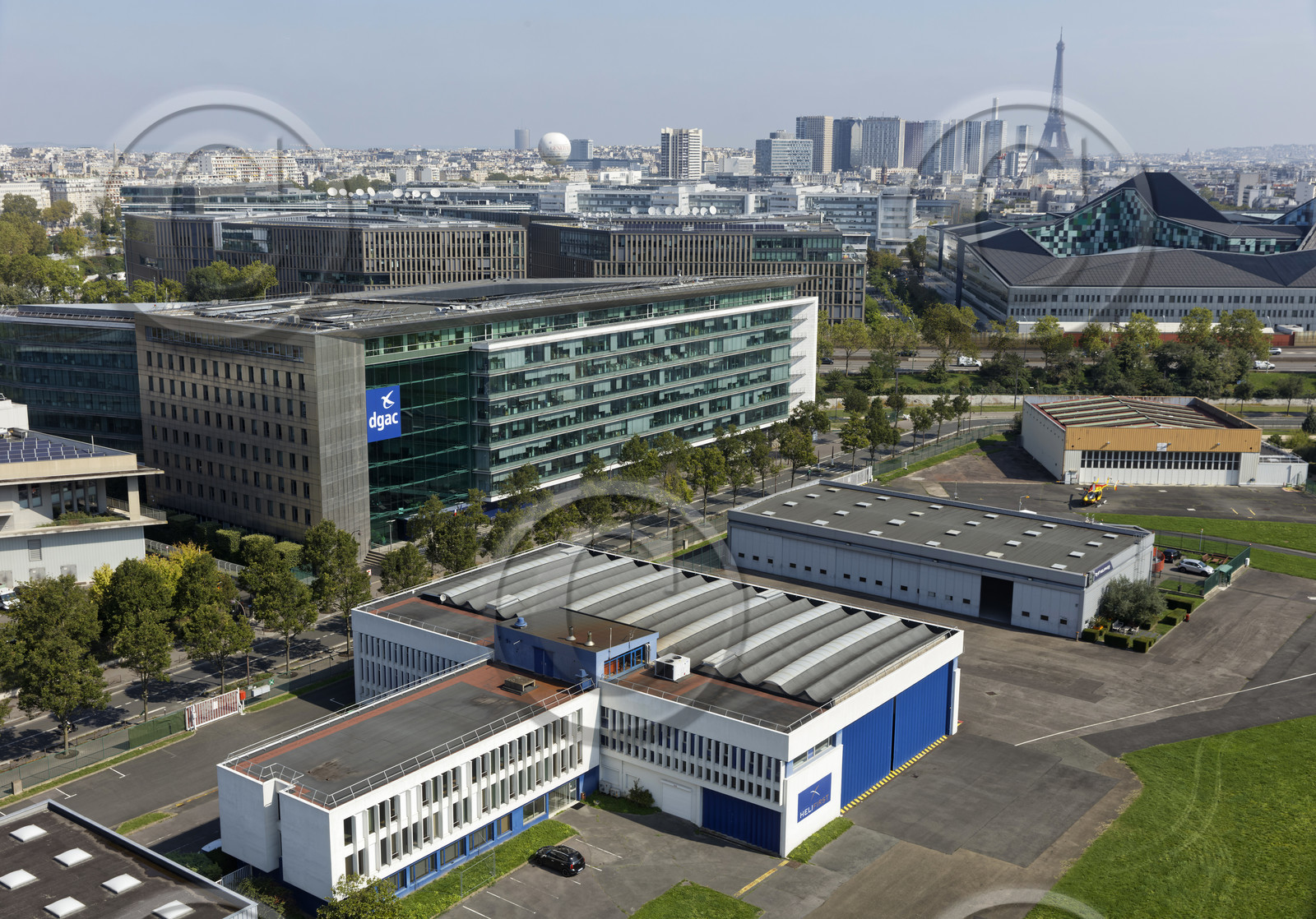 Paris (Région Ile-de-France) en vues aériennes obliques