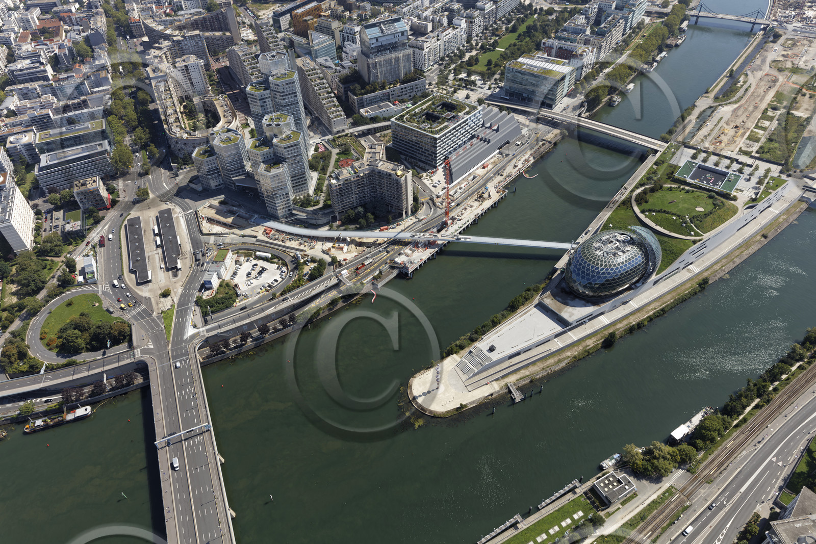 Le département des Hauts-de-Seine (Région Ile-de-France) en vues aériennes obliques