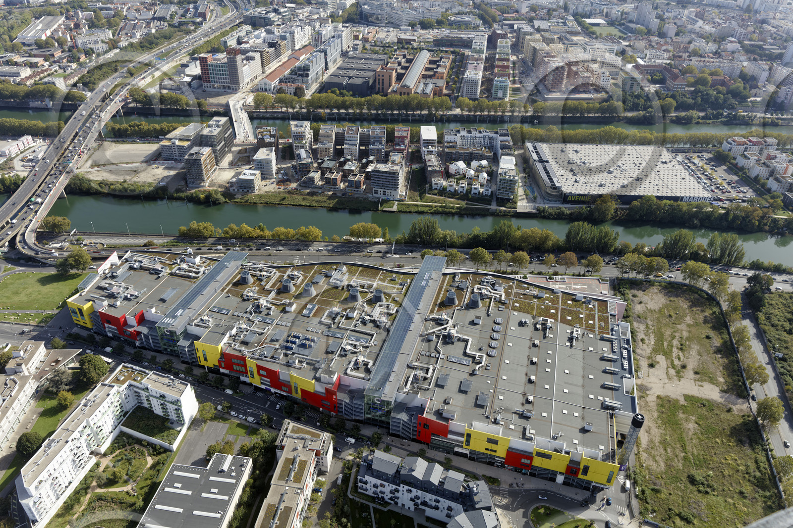 Le département des Hauts-de-Seine (Région Ile-de-France) en vues aériennes obliques