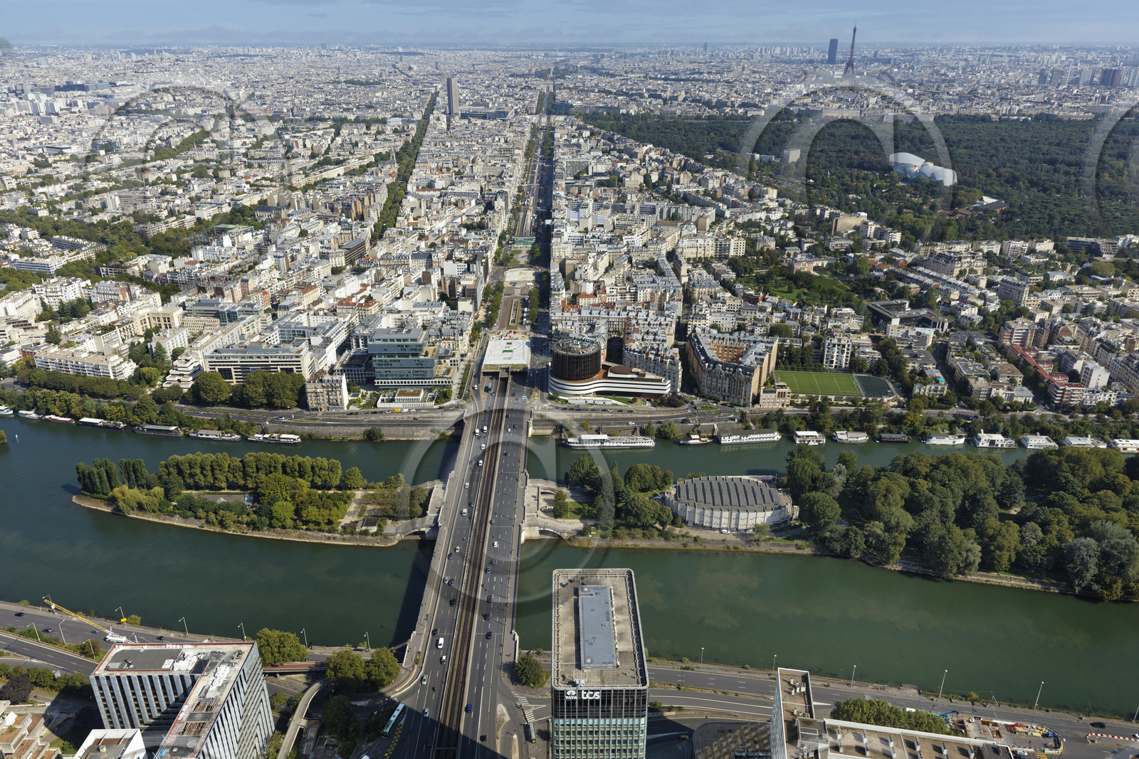 Le département des Hauts-de-Seine (Région Ile-de-France) en vues aériennes obliques