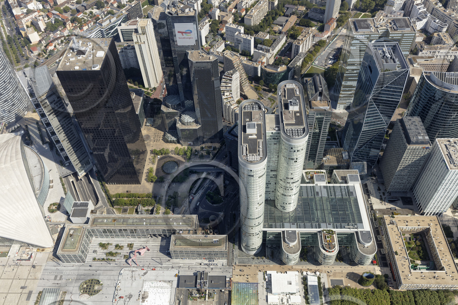 Le département des Hauts-de-Seine (Région Ile-de-France) en vues aériennes obliques