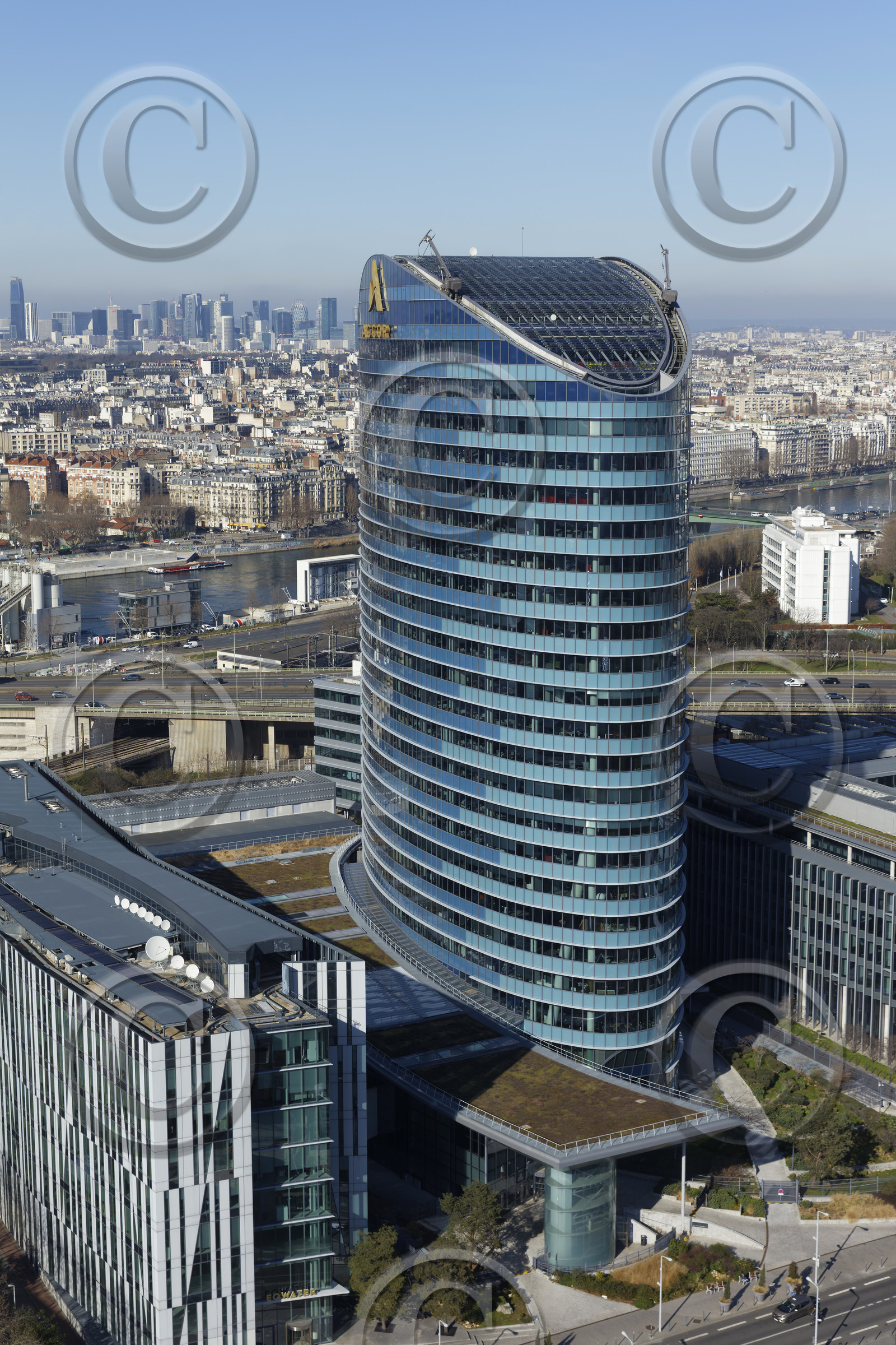 Le département des Hauts-de-Seine (Région Ile-de-France) en vues aériennes obliques