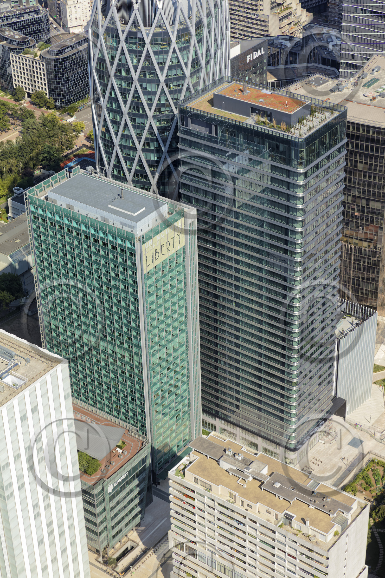 Le département des Hauts-de-Seine (Région Ile-de-France) en vues aériennes obliques