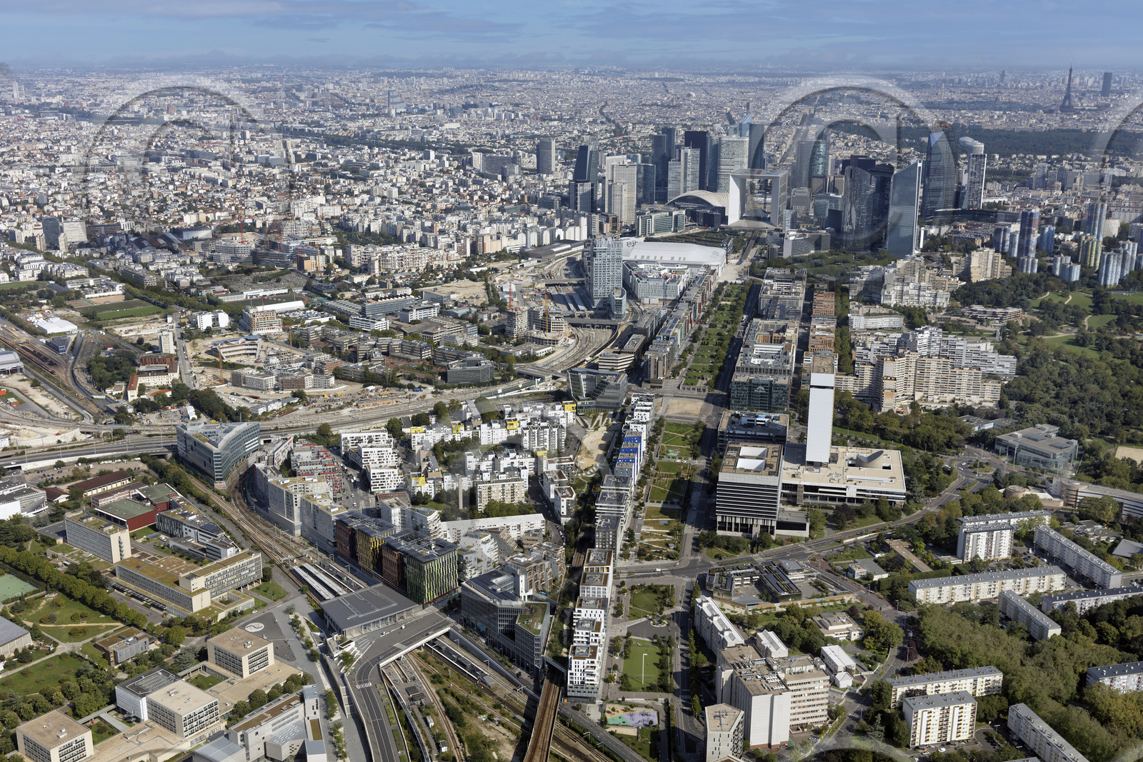 Le département des Hauts-de-Seine (Région Ile-de-France) en vues aériennes obliques