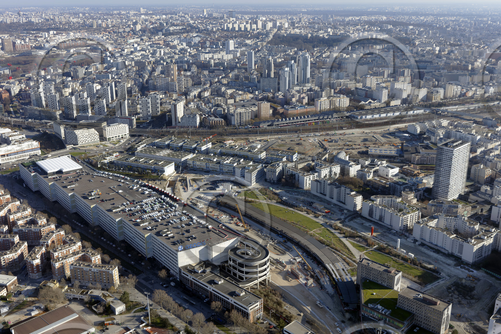 Paris (Région Ile-de-France) en vues aériennes obliques