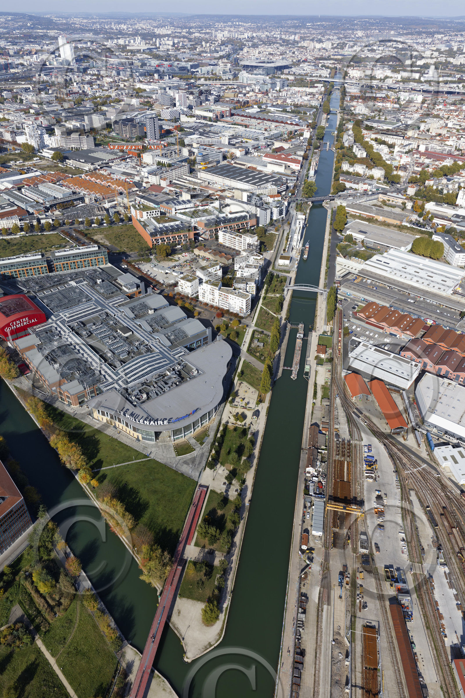 Le département de Seine-Saint-Denis (Région Ile-de-France) en vues aériennes obliques