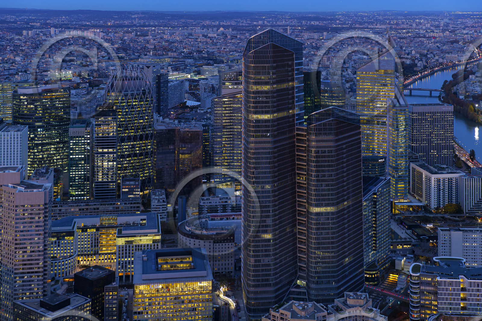 Le département des Hauts-de-Seine (Région Ile-de-France) en vues aériennes obliques