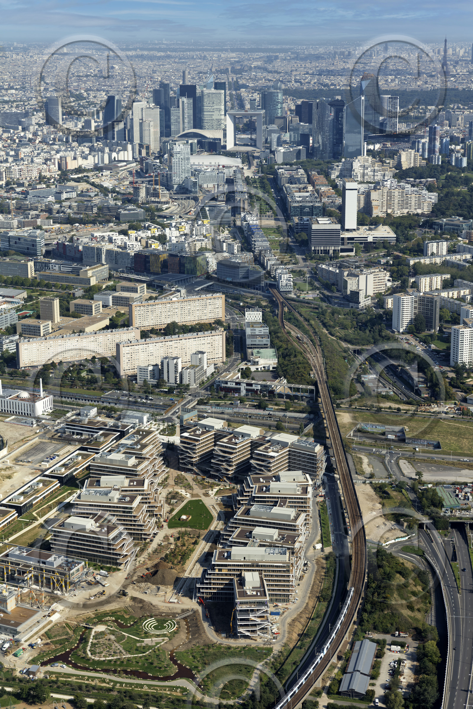 Le département des Hauts-de-Seine (Région Ile-de-France) en vues aériennes obliques