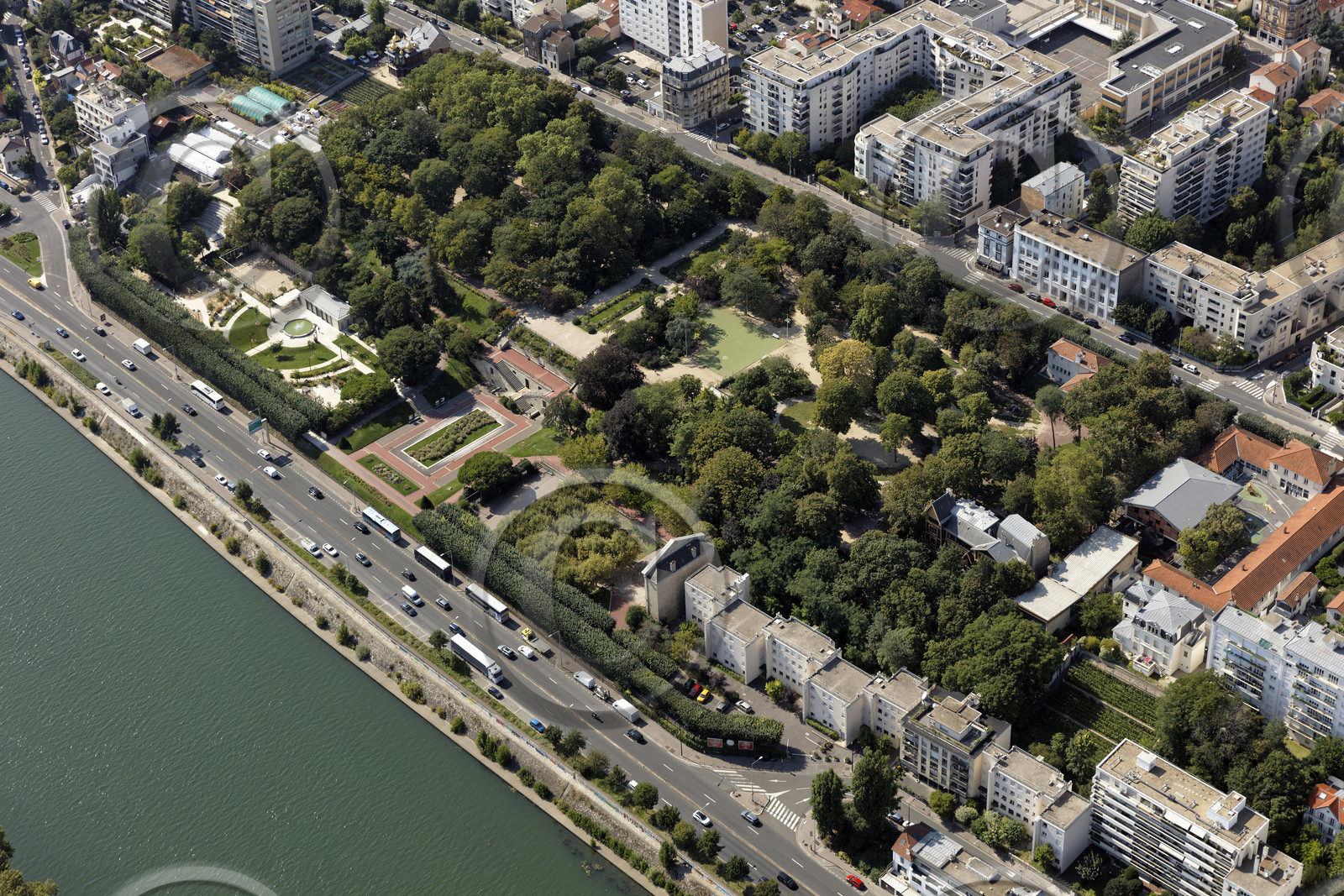 Le département des Hauts-de-Seine (Région Ile-de-France) en vues aériennes obliques